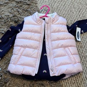 Old navy baby girls vest and onesie